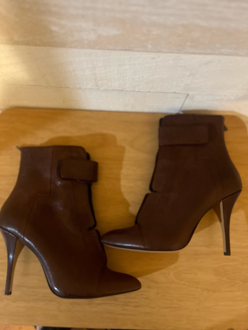 Pour La Victoire Brown Leather Pointed Ankle Booties - Picture 8 of 11